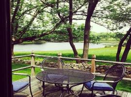 Inn at Fox Hill Farm，位于Pomfret的酒店