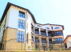 Hotel Sokay，位于特里亚夫纳的酒店