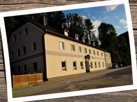 Pension Eder，位于Selzthal的酒店