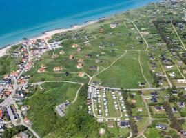 Lønstrup Camping Cottages & Rooms，位于伦斯楚普的酒店