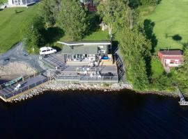 Riverside Cottage Aalto Borealis，位于Keminmaa的滑雪度假村