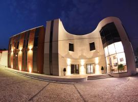 Irys Hotel，位于Micigózd的酒店