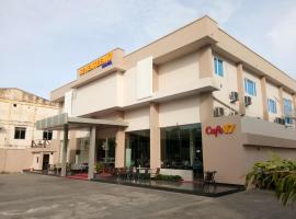 第十七号酒店，位于班达亚齐哈拉潘邦萨体育场附近的酒店