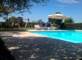Al Cappellino，位于索纳的带泳池的酒店