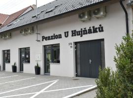 Penzion U Hujňáků，位于Rohatec的住宿加早餐旅馆