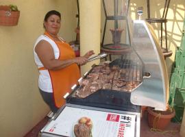 Hotel Charly`s, El Viejo Chinandega，位于奇南德加的酒店