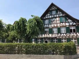 祖姆戈登库鲁兹宾馆
