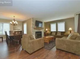 Large modern ground floor condo at Mountain Walk