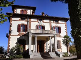 Villa Conte Riccardi，位于Rocca D'Arazzo的酒店