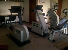 Hotel La Vecchia Noce，位于Acri的酒店