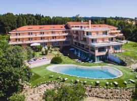 黛米多福乡村度假酒店，位于普拉托利尼的酒店