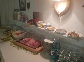 兰德加斯霍夫罗斯酒店，位于Schweinberg的酒店