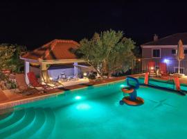 Apartment Zeljana，位于斯拉汀的酒店