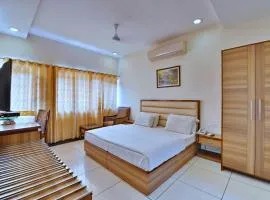Hotel Aricent Opposite ISBT Sector 17 Chandigarh