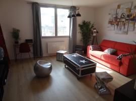 Appartement HEMINGWAY，位于阿维尼翁的酒店