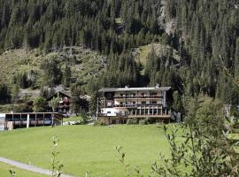 拉岑霍夫旅馆，位于德弗雷根谷地圣雅各布的酒店