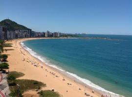 Flat Na Praia da Costa，位于维拉维尔哈的酒店