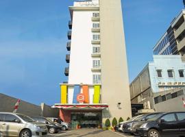 唐人街阿马里斯酒店，位于雅加达卡利巴塔城市广场附近的酒店