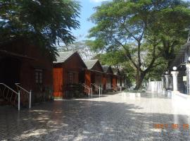 萨特拉科皇家酒店，位于朔庄的酒店