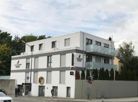 荒原猎鹰公寓，位于慕尼黑慕尼黑-巴盛火车站附近的酒店
