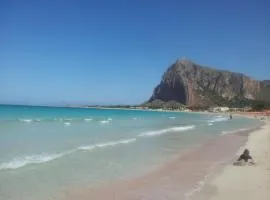 HOME HOLIDAY PINO&FABIANA