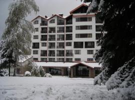 Borovets Gardens Chalet Flat，位于波罗维茨的木屋