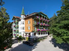 NaturResidence Dolomitenhof，位于修希赛斯-塞瑟拉尔姆滑雪缆车附近的酒店