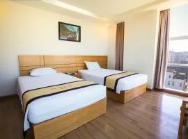 Nhat Linh Hotel & Suites Da Nang