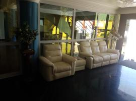 Regent Resort Hotel，位于Kontrajeso的酒店