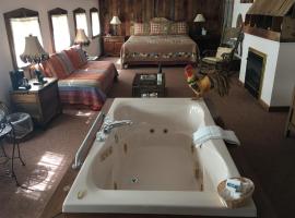 River House Inn，位于Grassy Creek的酒店