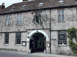 Old Ship Inn，位于Mere的酒店