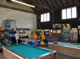 Robin Hill Camping Resort Premium Cottage 1