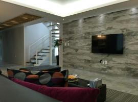 济州快乐日度假屋，位于济州市的Spa酒店