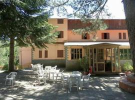 Hotel Dei Pini，位于洛里卡的酒店