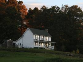 Awesome Flat Top Farmhouse，位于Ghent的酒店