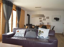 "Chalet le Dahlia - 4 Vallees"，位于莱斯克伦斯的酒店