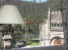 Hotel Pesqueria del Tambre，位于诺雅的酒店