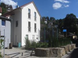 Ferienwohnung Apfelbaum，位于Schonungen的酒店