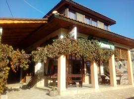 Guest House Ambrozia，位于科泰尔的酒店