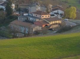 Agriturismo di Sordiglio，位于Casina的乡村别墅