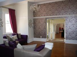 The Vic Hotel，位于伊丽莎白港的酒店