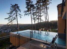 Wellnesshotel Schönblick，位于埃赫施塔特的酒店