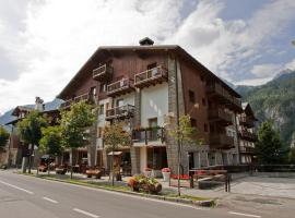 格兰德别墅酒店，位于库马约尔的Spa酒店