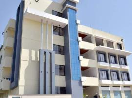 Hotel Aravali Palace，位于Pāngri的酒店