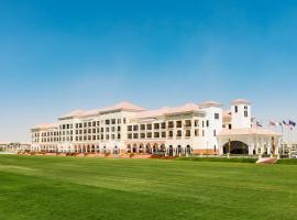 Al Habtoor Polo Resort，位于迪拜IMG冒险世界附近的酒店
