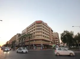 大转角精品酒店
