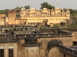 Mahansar Fort Heritage by OpenSky，位于Rāmgarh的酒店