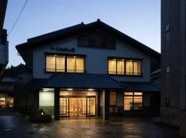 涅姆亚酒店