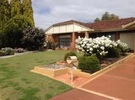Murdoch Station Bed & Breakfast