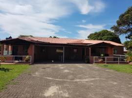 Complexo Paraiso Tropical，位于普拉伊拉多比莱尼的酒店